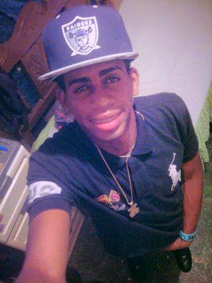 YhoelOzuna's profile picture. SƟмσs Tσðσ Unα ƒαmιιℓια #Stαrβσyz       'ctяℓ; ☇♡wιsℓєydɪSαtσs             Bff;@NayiiiRomeroo       Mio;@BlackGUSTOSO     confi;@Whitecaba