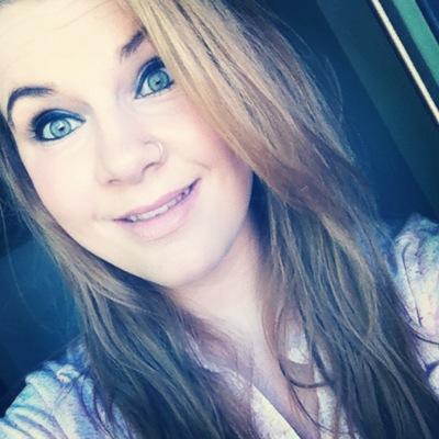 Anastaisa, French Canadian,  21 on oct 7th ✊