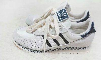 1e82c30040c54ae's profile picture. 