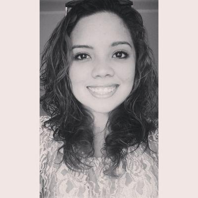 AdriannaLara16's profile picture. G❤