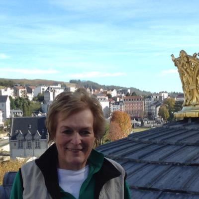 Thoroughbred trainer, horseback riding instructor/ coach; owner of http://t.co/WhC8ZbS60X currently in Atlanta, GA; former Salomon Bros bond trader in NY