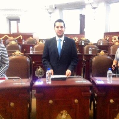 Emprendedor, Empresario, Conferencista, Asesor, Socio y Director General de @IDEAsesores Co-Creador #PIEmpresarial