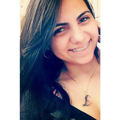 ...- Gente mal sucedida e invejosa que vive querendo dar rasteira em alguém na esperança de brilhar ...uma hora na vida o castigo chega.