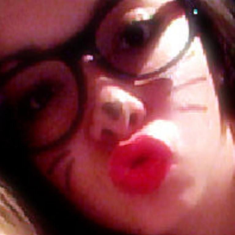 Lo que mas quiero en el mundo a mi hermanika ♥
y por supuesto a mi enano L
