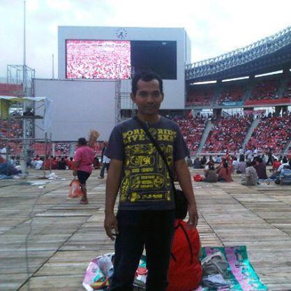 erdynasrul's profile picture. Jurnalis Republika/penulis/pengamat/penikmat kuliner...hidup tenang. santai. menikmati apa adanya. makan enak. kerja nikmat. habis itu istirahat