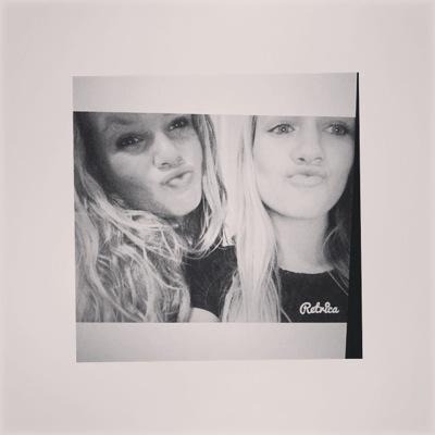 ღ ℒινℯ & ℬℯℓιℯνℯ w/ the real friends-Schatje je zit altijd nog hier ♡ ik mis je echt heel erg ! oude tijden met jou imissitsoo ! Iloveyou and stay strong,jwz ♡