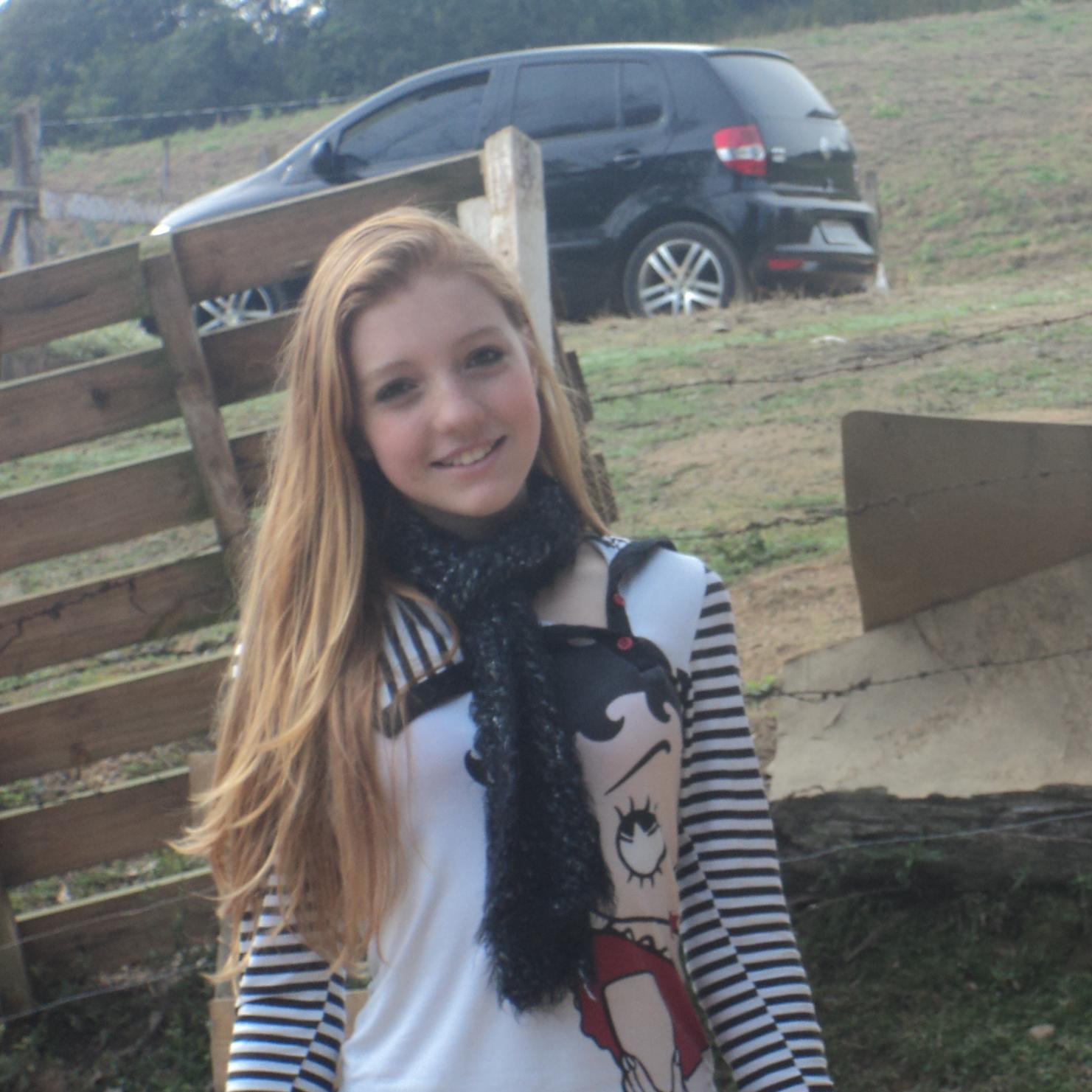Você é como aquelas musicas chatas que não sai da cabeça...Te amo moreno 3 #Riva