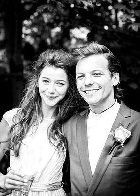 Hi guys! if you are a part of the ElounorFandom, please follow us - we promise that you wouldn't regret it xx