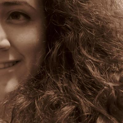 JessicaTiburi's profile picture. :)