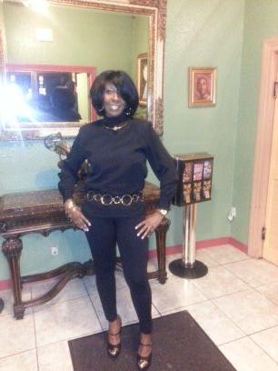 ddderrius's profile picture. I love being a wife, Mom and Grandmother, You can't miss me with Football and Basketball