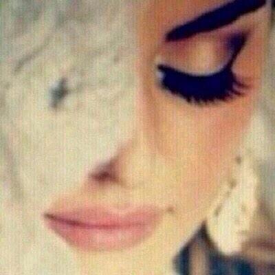 ‏آسجنوني في ضلوعہ'هَ وآحكمونيء بالمؤبد  في قلبه ♡