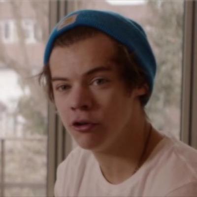 the story of my life i chego home i entro no fc to ver as novidades and saiu música no o o o o va