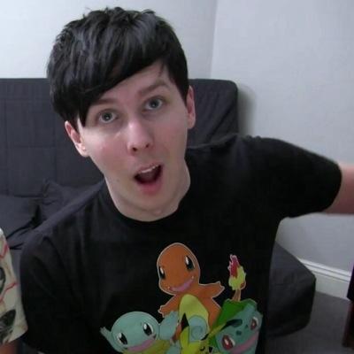 go follow @phanhowull ty ily