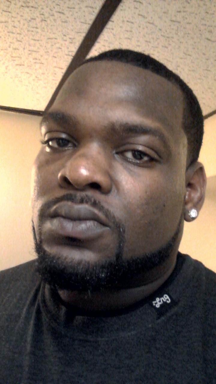 datdudesouth's profile picture. Papermint Better mind better money IG :datdudesouth
M.O.B.(Man of Business)