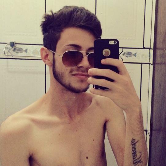 ' Basta acreditar vale a pena sonhar'' @luansantana Meu Fc:@FCLSMeuMeteoro_ bjins *--*