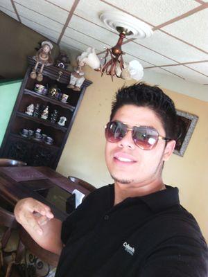 raulferbayona's profile picture. 