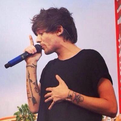 free follow from @Ioveaddict