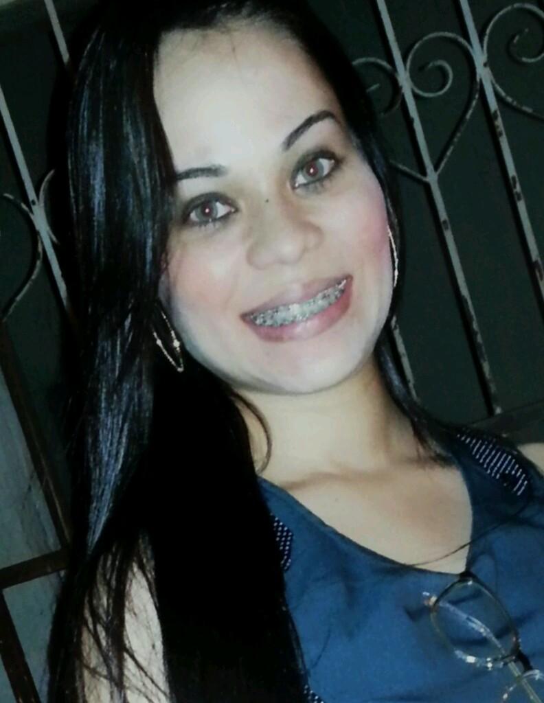 Twitter profile picture for @liralayza