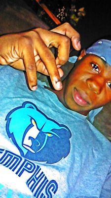 im so 8000 2k 3k masked u riding out fuck a bitch ian got time to be layed up focused on a million