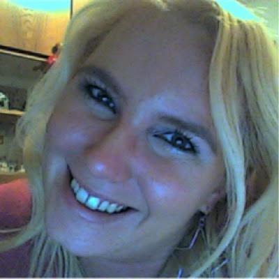 Mujer apacinada entregada a mi trbajo para salir adelante