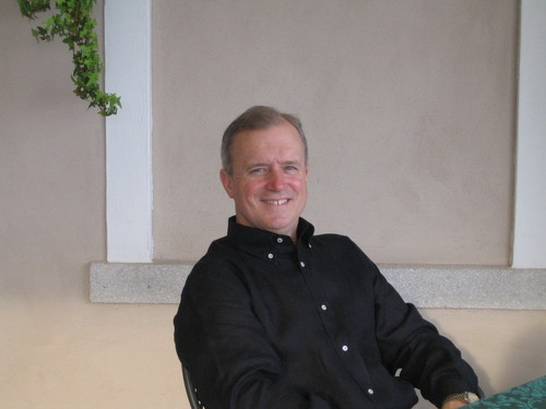 Husband. Father. Serial entrepreneur. Engineer. General Manager. Pilot. Golf addict.