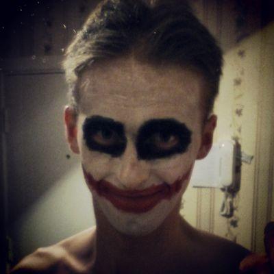 ChaoticGoodYury's profile picture. Chaotic Good,
.Net, Computer Science, Beer