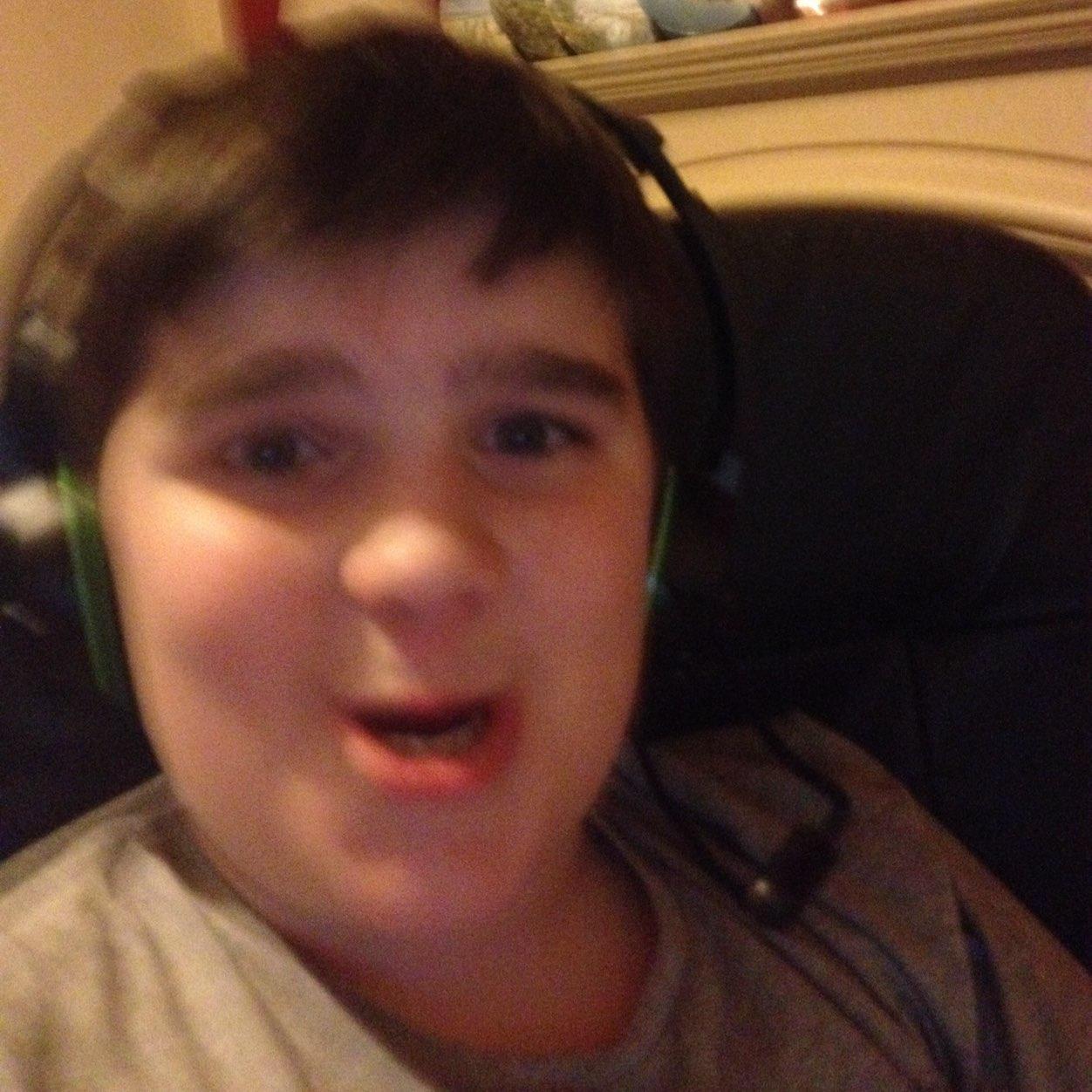 youtuber and xbox one and xbox 369 gamer