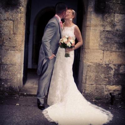 Joanne_Bren's profile picture. cat lover, dog owner, tea drinker and a wife!