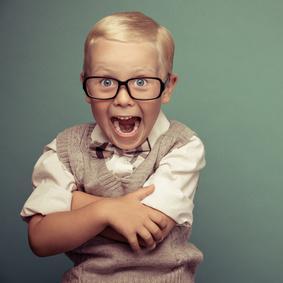 Votre enfant vous fait rire à chaque fois qu'il ouvre la bouche ? Envoyez-moi ses meilleures répliques en DM ou sur monfilsmadit@gmail.com et je les twitte.