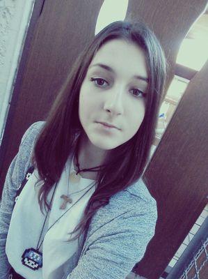 lolzfoeva's profile picture. 