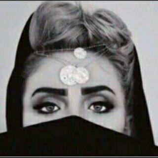 ‏انآ فتآه في آجمل مرآحل ﻋمري خجولہ مع آلغربآء آحب آلفوضى وآلآزعاج وآحب آﻟضحک وآحيآنا آحب آﻟﮪدوء والانعزال لذآ لآ يستطيع آحد فهمي آلا من روحہ تشآبہ روحي