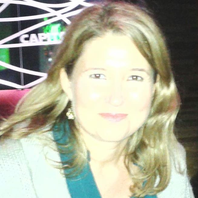 Personal shopper.I love organising conferences fashion, flamenco and smiling