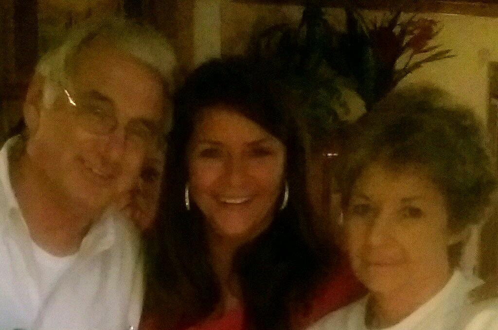 tonadoll's profile picture. 