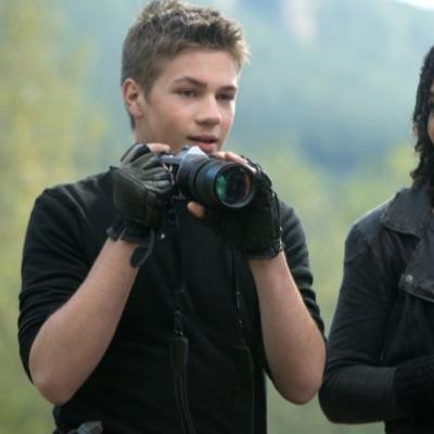 Just because the harness leaves your body doesn't mean it leaves your brain. ||Falling Skies RP account.||