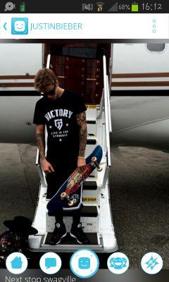 FOLLOW ME PLEASE JUSTIN,I LOVE U SO MUCH!✌❤