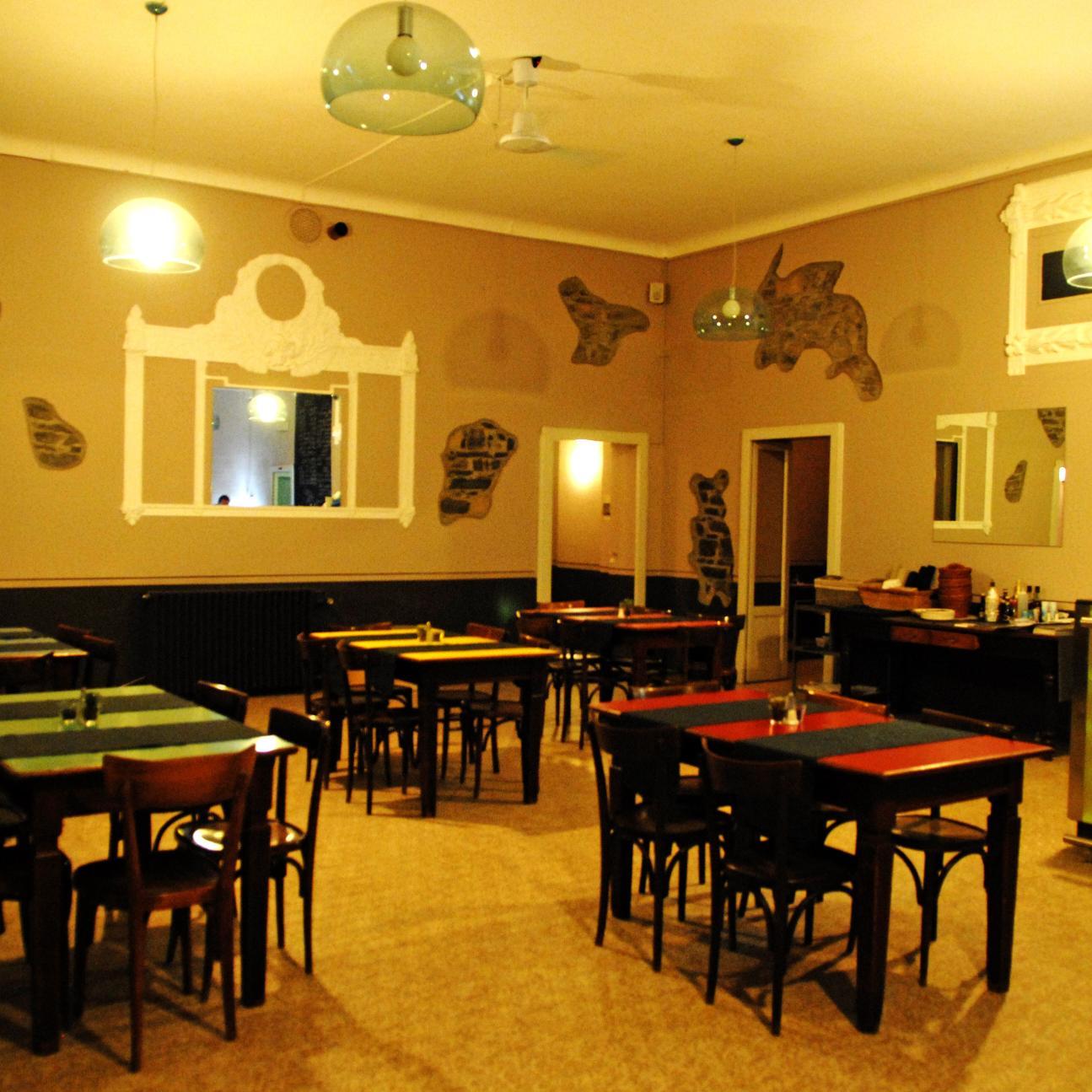 Cucina Tradizionale di Ricerca,Birre Artigianali,Organizziamo Buffet, Pranzi e Cene per  Ricorrenze ( Compleanni, Battesimi, Comunioni )Aziende,Gruppi e Amici