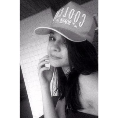 snap: raygarreto insta: raygarreto / Singer.