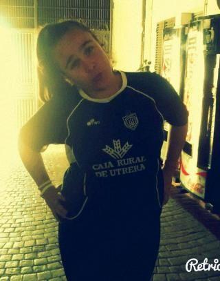Nivel 17. Jugadora del U.D.FuenteDelRey , con el 5 a mis espaldas.  Nunca dejes de luchar por lo que quieres  Te quiero ♥♥