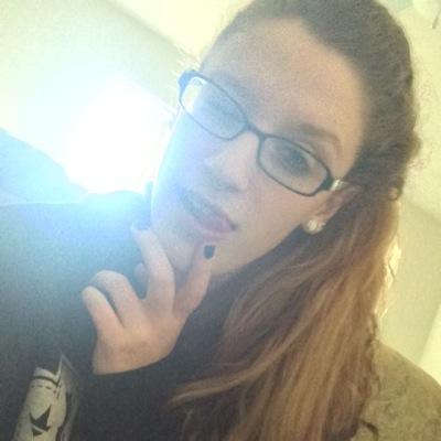 DanielleMOporto's profile picture. I'm 21, I wanna live in the world of food. Study the land of electric music :D