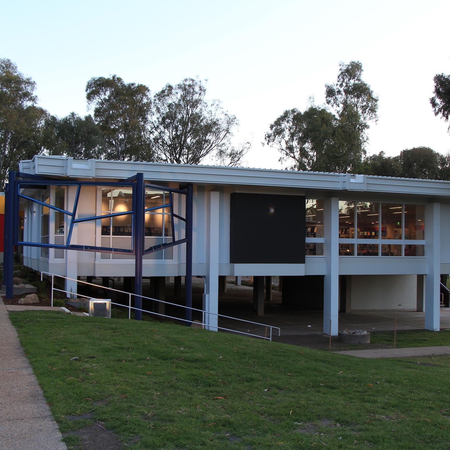 Benalla Library