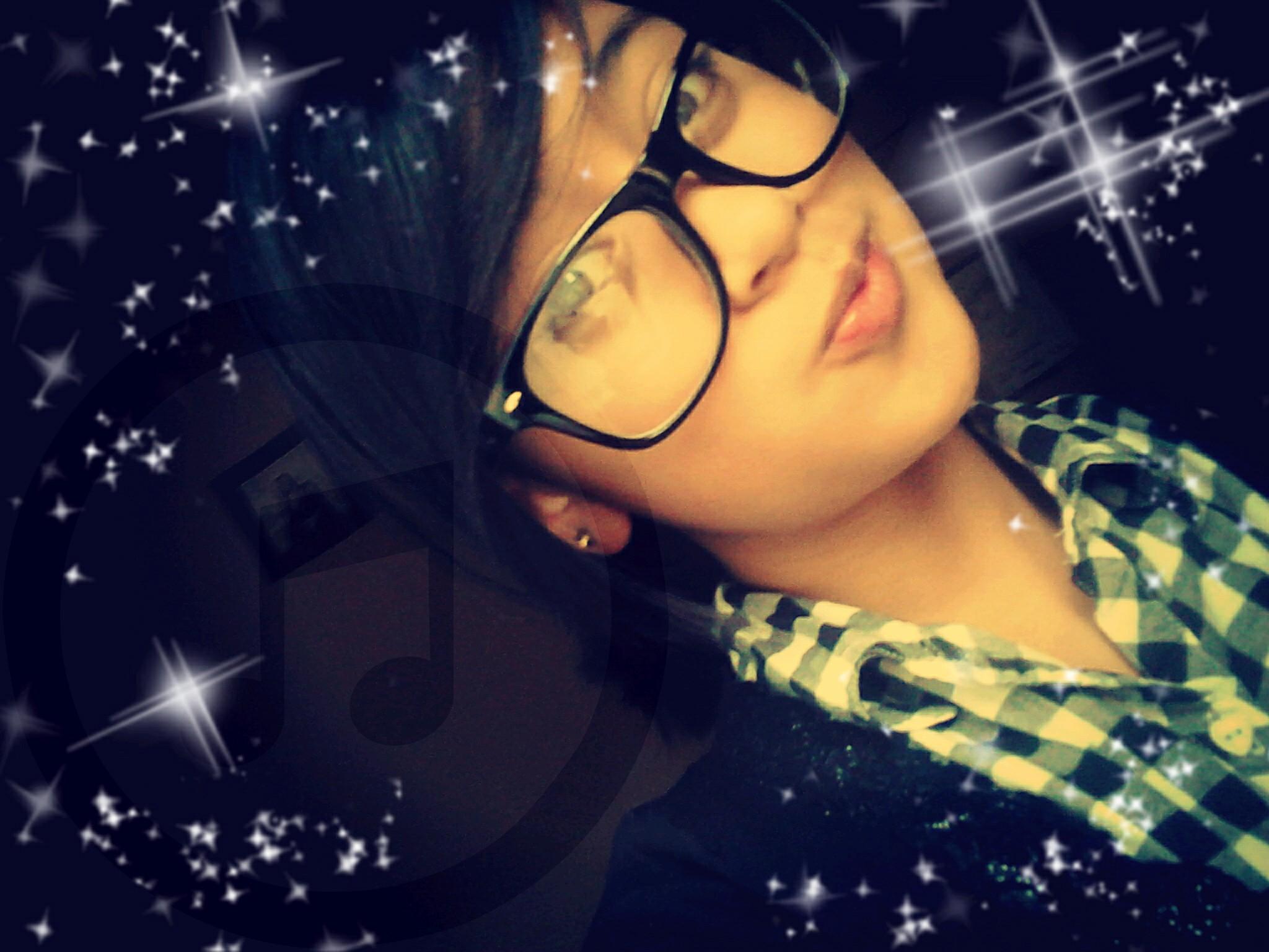 edina_walker's profile picture. 