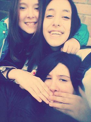 lunalmonacid's profile picture. 