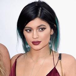 avansabs's profile picture. 