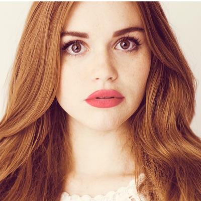 Don't get me wrong honey, but I /enjoy/ making people bleed. {AU|RP|SL|TW|21+} {Evil!Lydia} {Bisexual} {Any Ship}