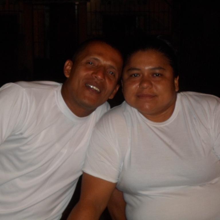 https://si0.twimg.cohttps://si0.twimg.com/profile_iP1030728mages/1823054866/05-12-09_1844_bigger.jpgm/sticky/default_profile_images/default_profile_3_bigger.png