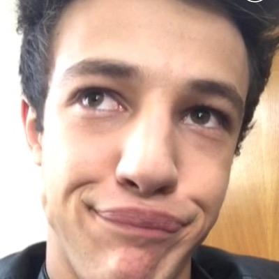 Congrats on your Cameron follow. you deserve it
@camerondallas is bae