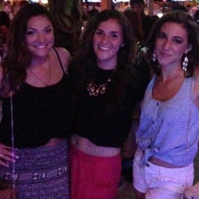 DaniMackk's profile picture. I'm very much about letting other people shine, because it lets us all shine brighter