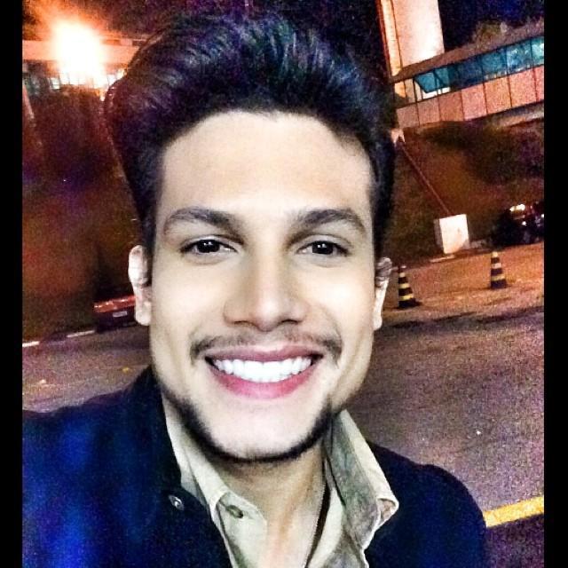 FC dedicado ao melhor sertanejo @IsraelNovaes te amo dms nego