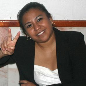 Mujer Xalapeña. Bailadora Incansable. Amando sin pedir nada a cambio; por el simple y puro placer de dar. Maestra en Negocios y Economista.