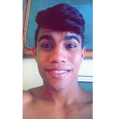 Estudiante de Fisioterapia, UAMista, extrovertido, deportista y mi mayor pasión el FUTBOL!                          IG: Albertocaldera7